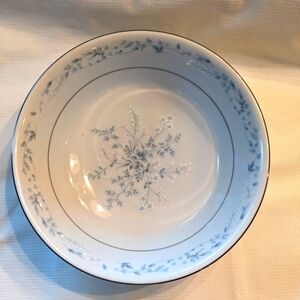 Noritake Contemporary Fine China, Carolyn 2693, Vegetable bowl 9"